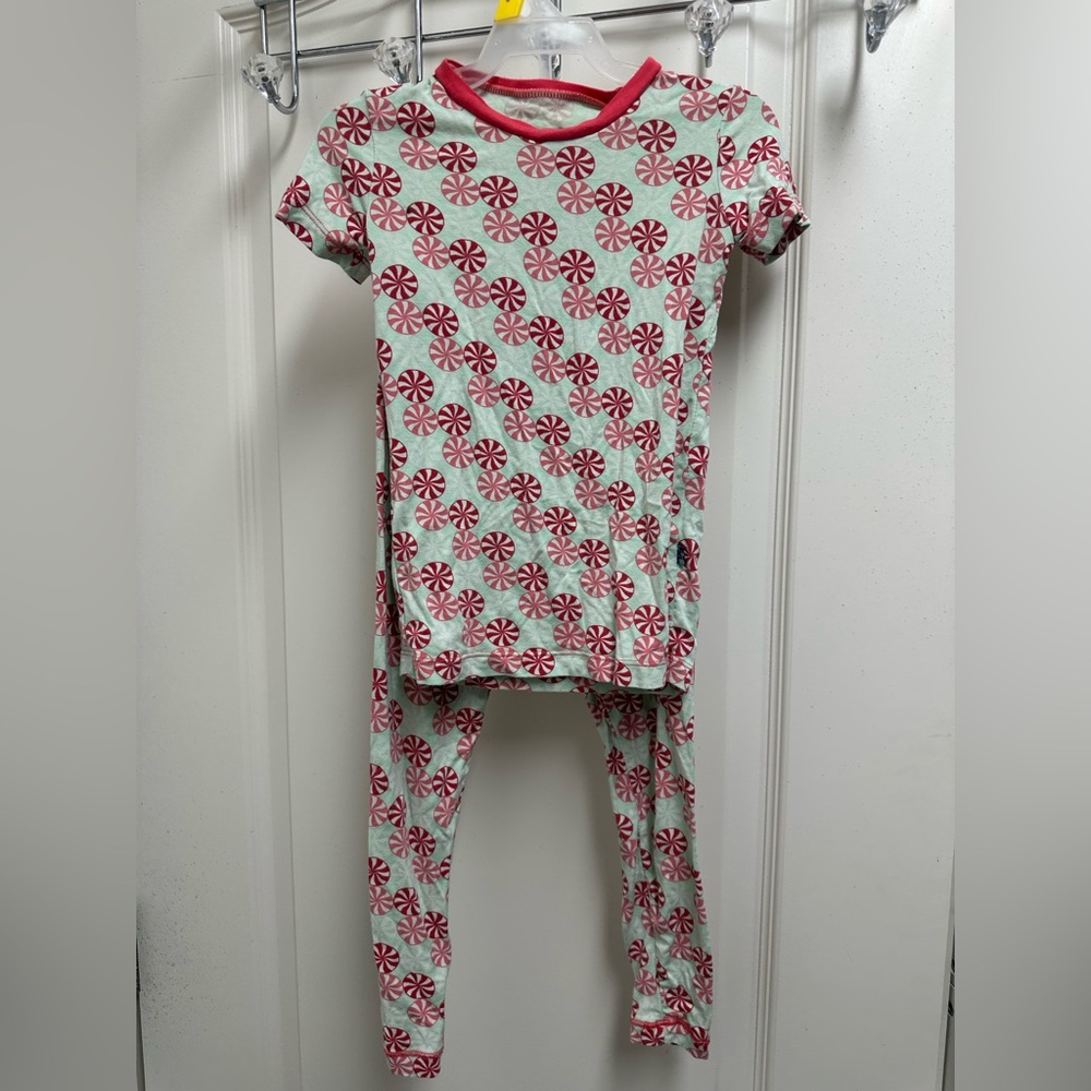 Kickee Pants Toddler Girls Peppermint Candy Cane Pajama Set SZ 4T